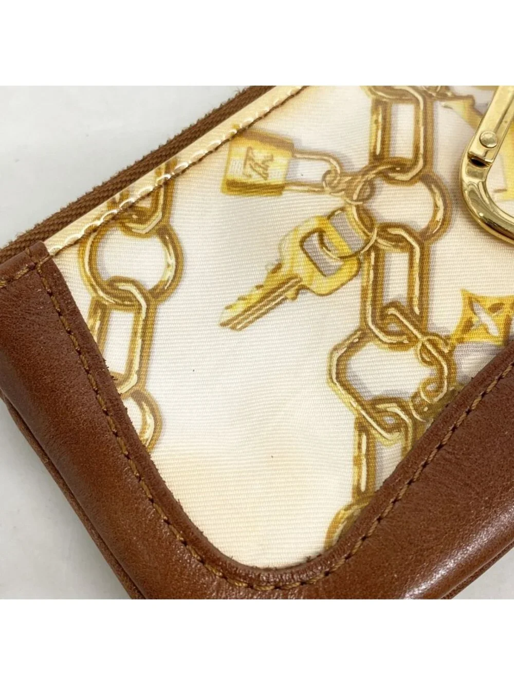 Louis Vuitton Coin Purse Monogram Charm Pochette Cles Blanc